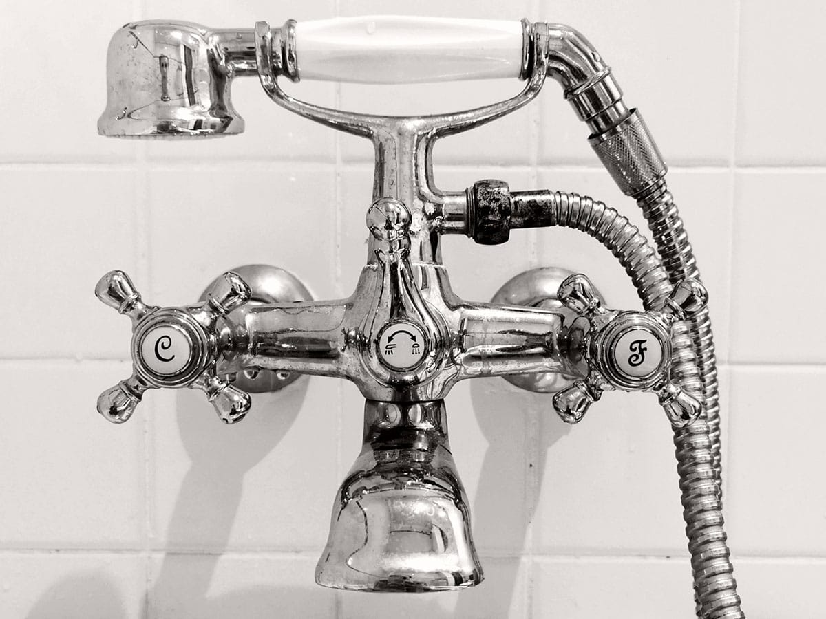 Preventing And Managing Leaks In Your Plumbing Appliances
