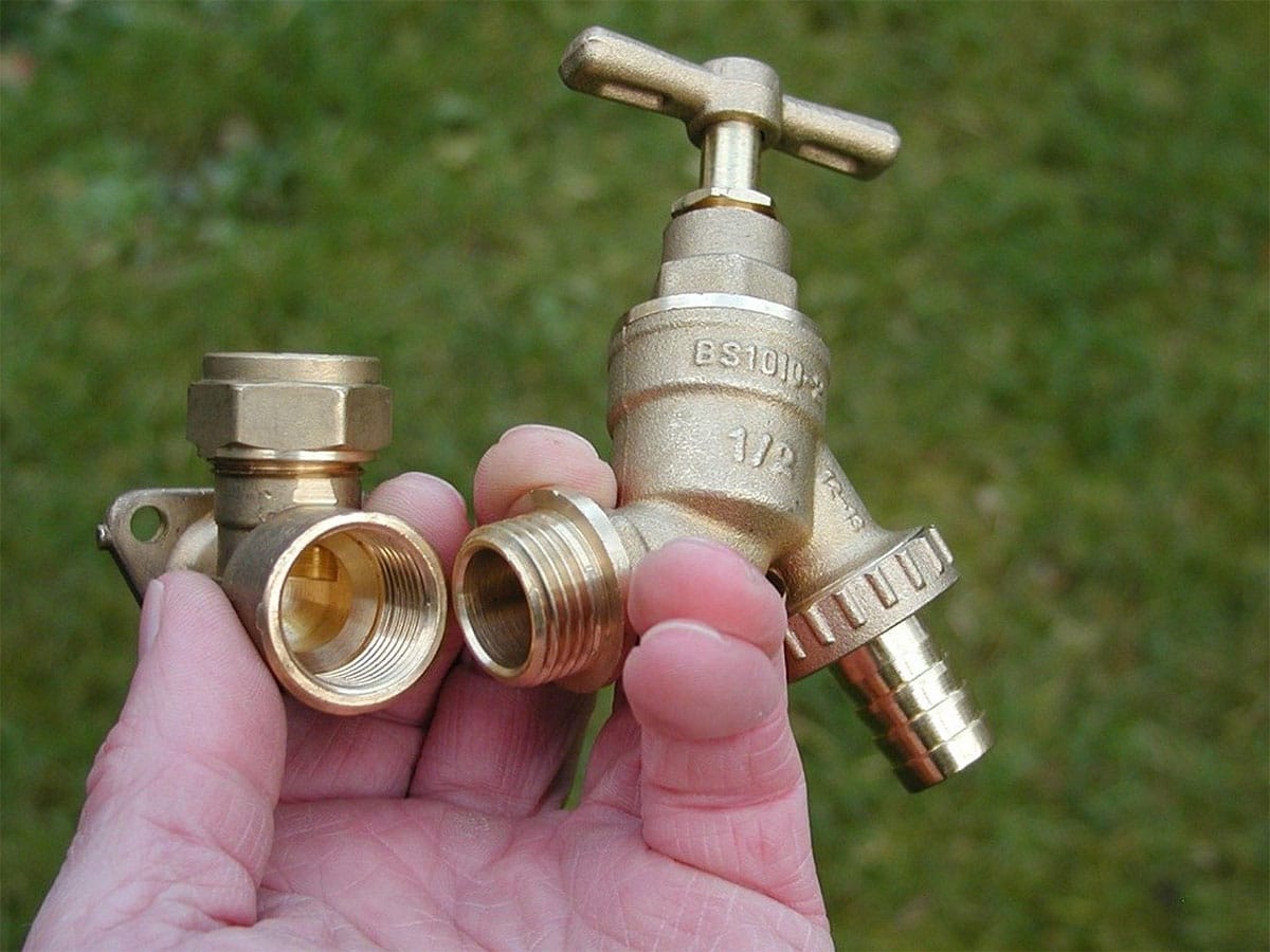 Factors To Consider When Hiring A Professional Plumber